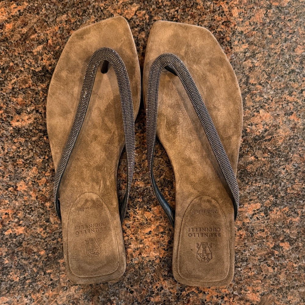 Brunello Cucinelli Tan Suede Flip-Flops NWOT
